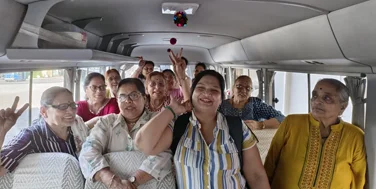 Affordable group tour private taxi in kerala kochi price