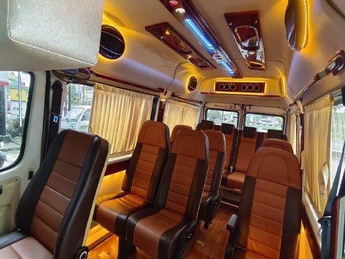 Premium 10 seater tempo traveller in Kochi